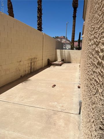 2093 Club Crest Way, Henderson, NV 89014