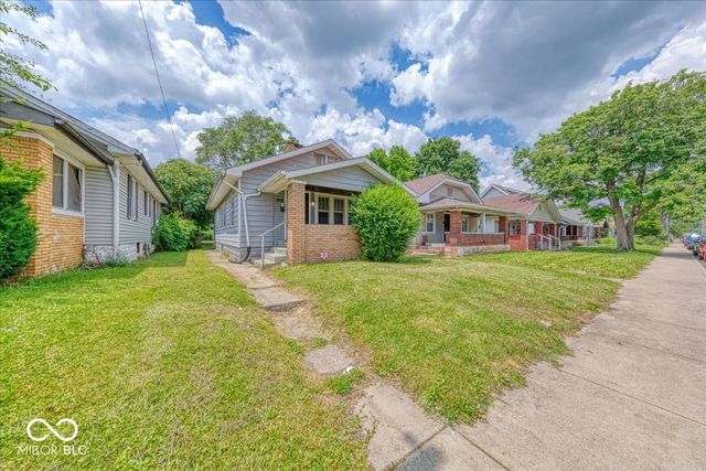 902 N Bosart Avenue, Indianapolis, IN 46201