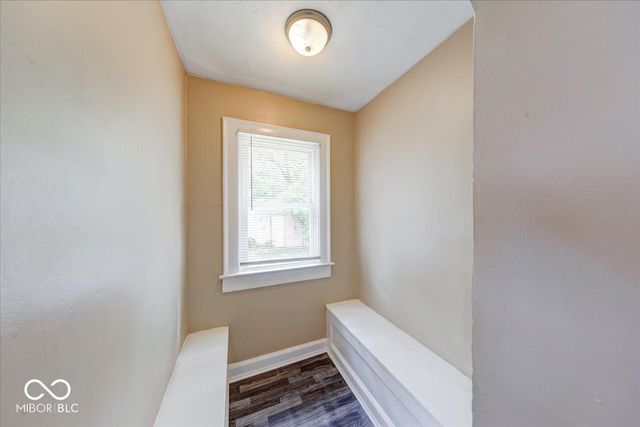 902 N Bosart Avenue, Indianapolis, IN 46201