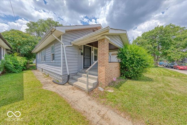902 N Bosart Avenue, Indianapolis, IN 46201