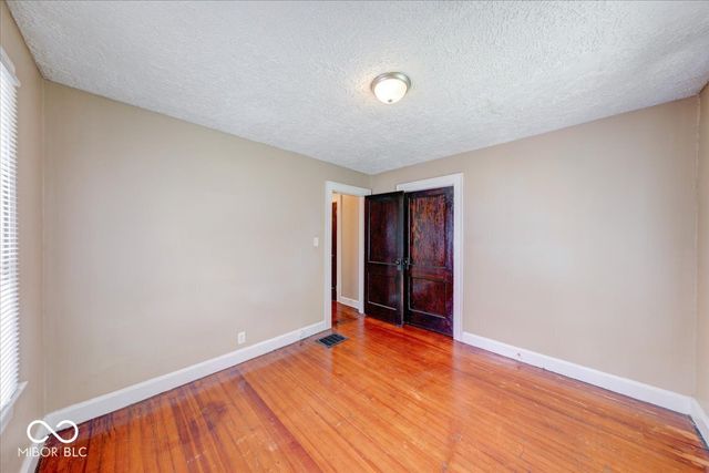 902 N Bosart Avenue, Indianapolis, IN 46201