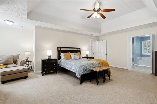 1354 Velvet Creek Glen SW, Marietta, GA 30008