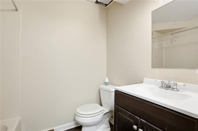 1354 Velvet Creek Glen SW, Marietta, GA 30008