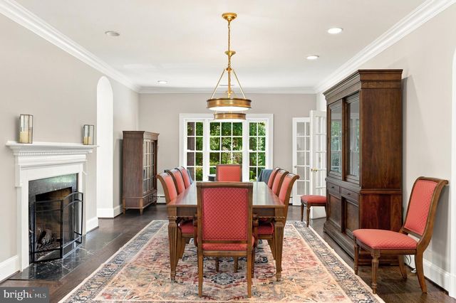 1210 CORBIN CT, Mclean, VA 22101