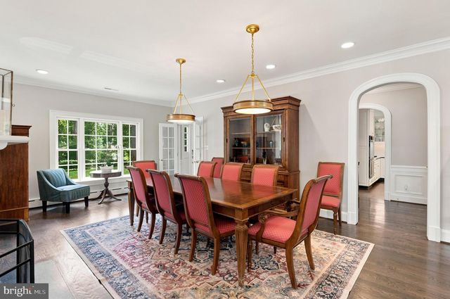 1210 CORBIN CT, Mclean, VA 22101