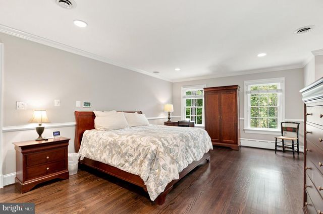 1210 CORBIN CT, Mclean, VA 22101