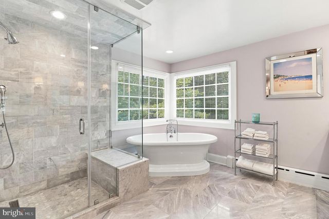 1210 CORBIN CT, Mclean, VA 22101
