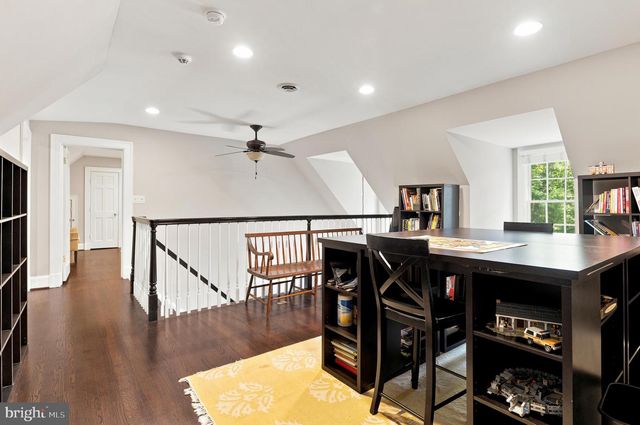 1210 CORBIN CT, Mclean, VA 22101