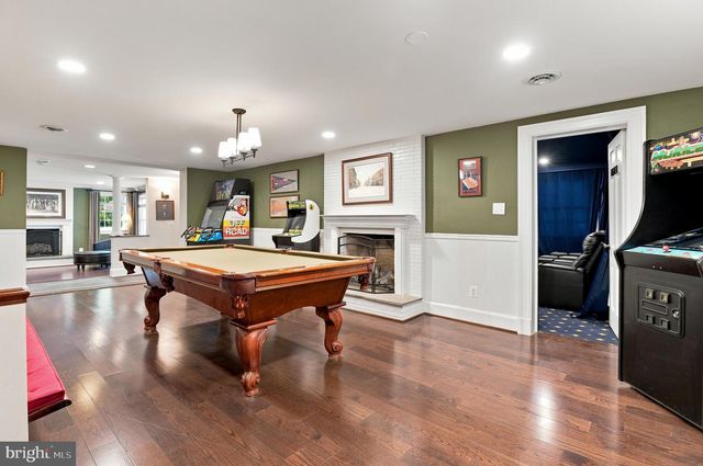 1210 CORBIN CT, Mclean, VA 22101