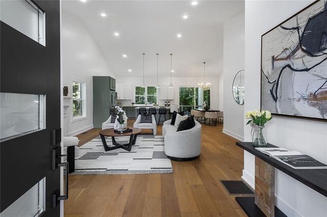 429 Woodhaven Drive, Decatur, GA 30030