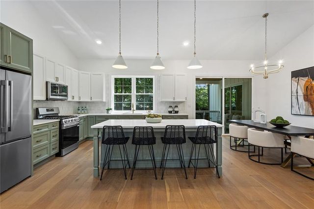 429 Woodhaven Drive, Decatur, GA 30030