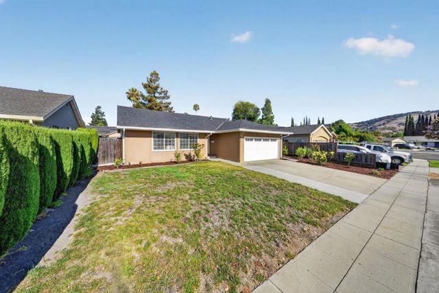 6092 Vincent Court, San Jose, CA 95123