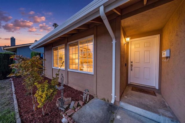6092 Vincent Court, San Jose, CA 95123