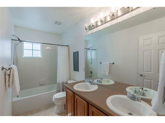 21061 E Mansfield Pl, Aurora, CO 80013