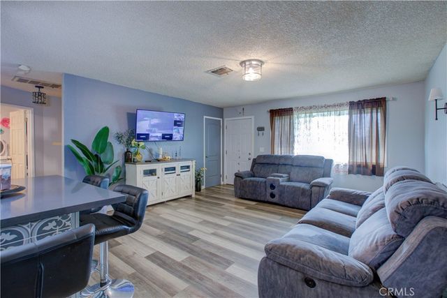 7139 Center, Winton, CA 95388