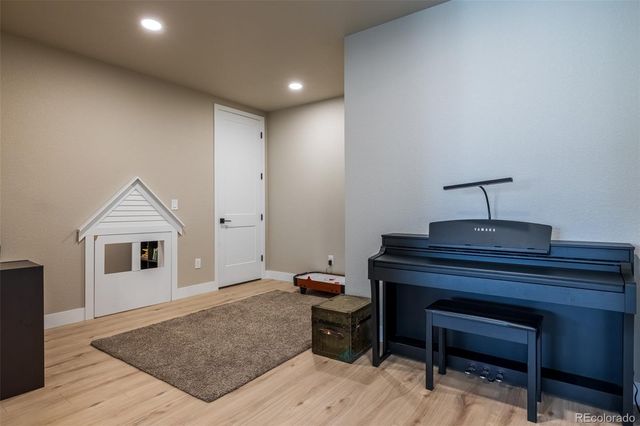 6955 Sunstrand Court, Castle Pines, CO 80108