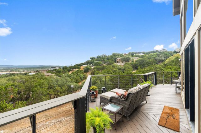 208 Morar DR, Spicewood, TX 78669