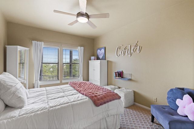 208 Morar DR, Spicewood, TX 78669