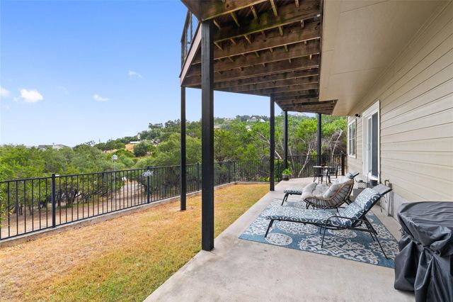 208 Morar DR, Spicewood, TX 78669
