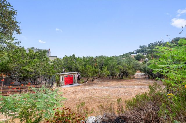 208 Morar DR, Spicewood, TX 78669