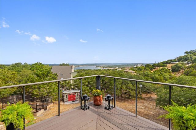 208 Morar DR, Spicewood, TX 78669