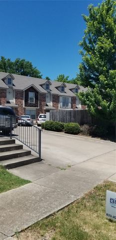 1773 N Chestnut Avenue, Fayetteville, AR 72703