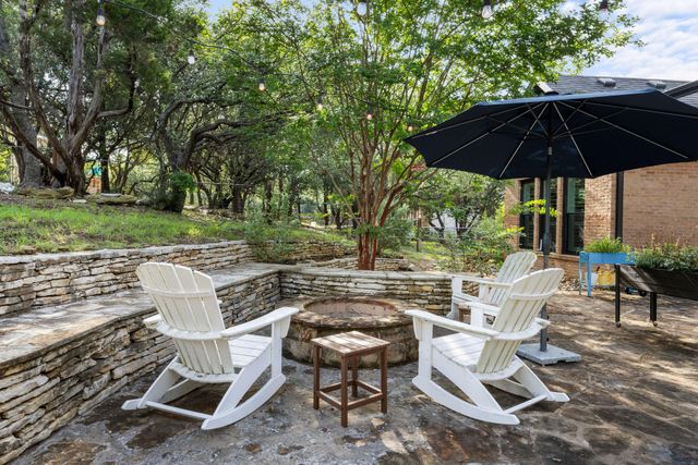 279 Rugged Earth DR, Austin, TX 78737