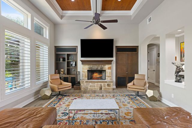 279 Rugged Earth DR, Austin, TX 78737