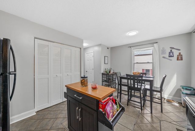 931 Kingsbury Dr Apt A, Clarksville, TN 37040