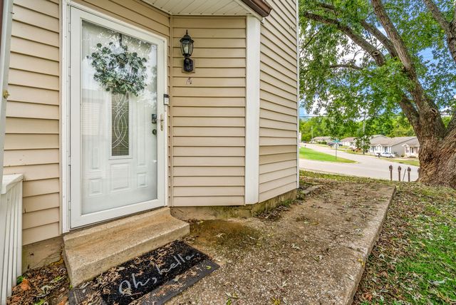 931 Kingsbury Dr Apt A, Clarksville, TN 37040