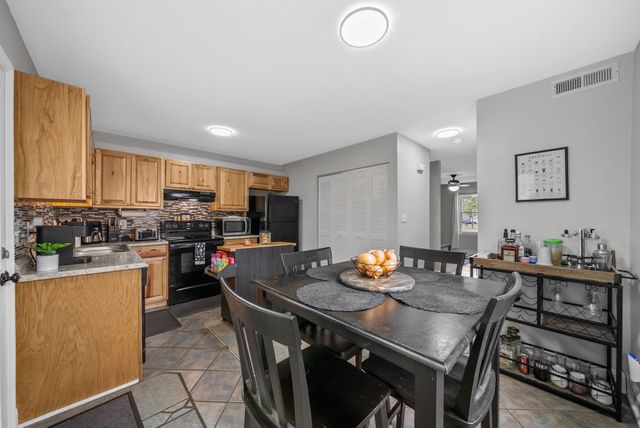 931 Kingsbury Dr Apt A, Clarksville, TN 37040