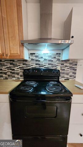 1758 Eric Circle, Lawrenceville, GA 30043