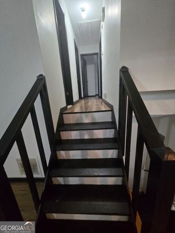 1758 Eric Circle, Lawrenceville, GA 30043