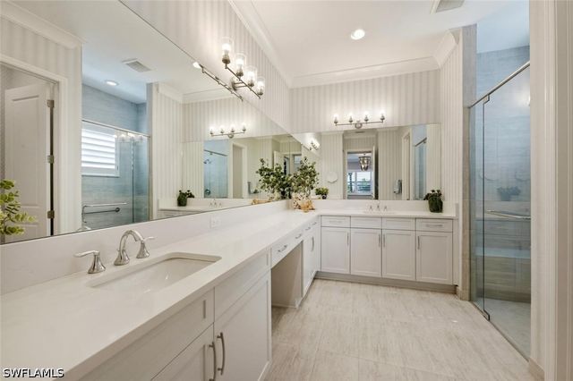 11338 Jacaranda DR, Naples, FL 34120