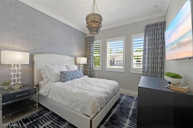 11338 Jacaranda DR, Naples, FL 34120