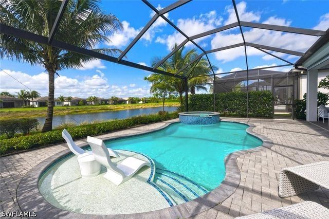 11338 Jacaranda DR, Naples, FL 34120