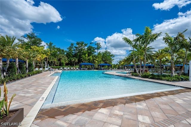11338 Jacaranda DR, Naples, FL 34120