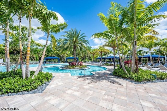 11338 Jacaranda DR, Naples, FL 34120