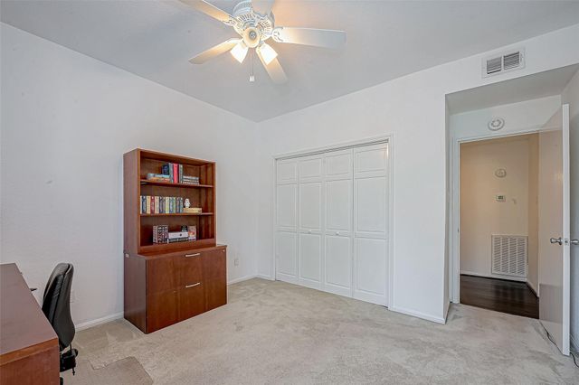 2100 Tanglewilde Street 189, Houston, TX 77063