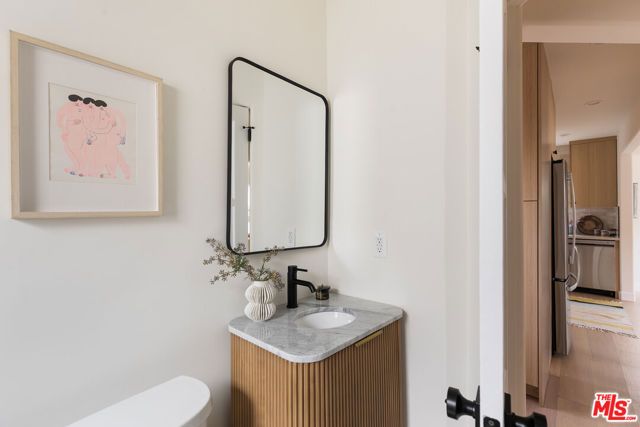 3150 Madera Avenue, Los Angeles, CA 90039