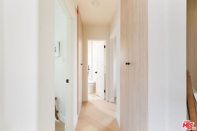 3150 Madera Avenue, Los Angeles, CA 90039