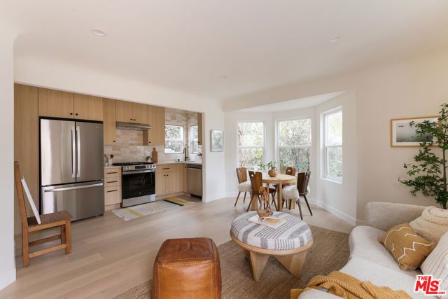 3150 Madera Avenue, Los Angeles, CA 90039