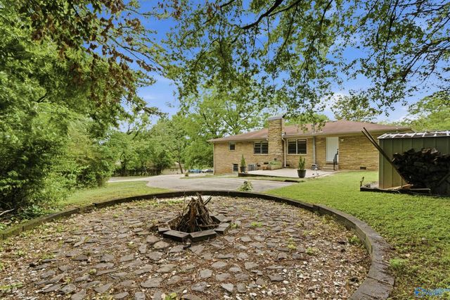 1002 Woodall Lane, Huntsville, AL 35816