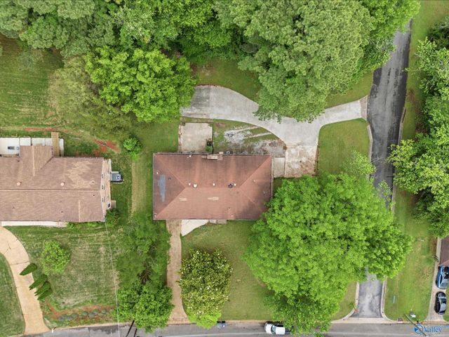 1002 Woodall Lane, Huntsville, AL 35816