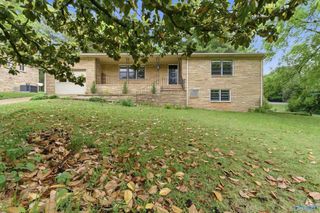 1002 Woodall Lane, Huntsville, AL 35816