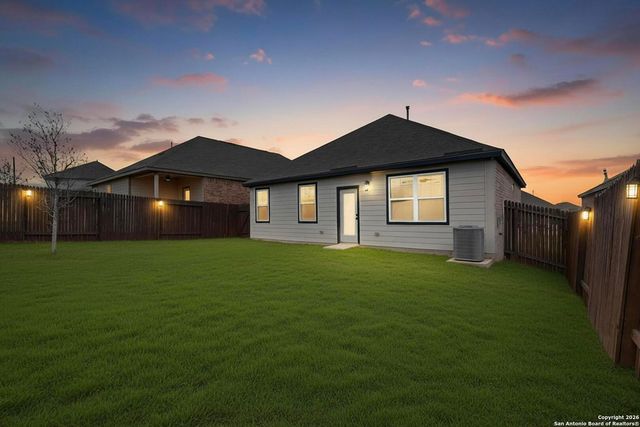 9222 Espadrille Run, Converse, TX 78109