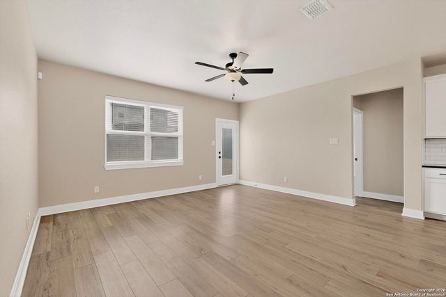 9222 Espadrille Run, Converse, TX 78109