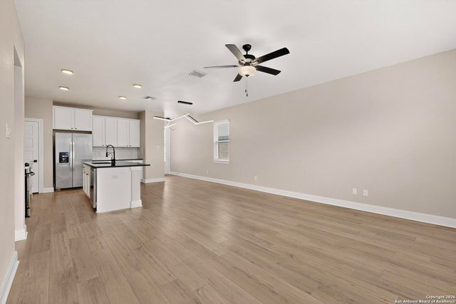 9222 Espadrille Run, Converse, TX 78109