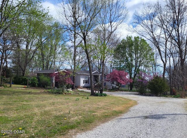 8350 County Lane 284, Carl Junction, MO 64834