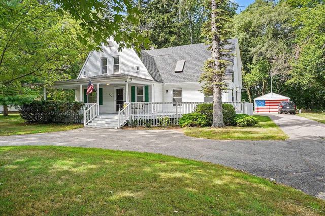 800 S Center Road, Saginaw Twp, MI 48638